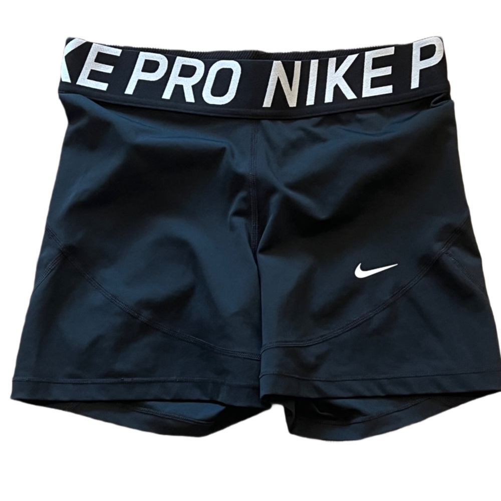 Nike Pro Women’s Black Athletic Shorts